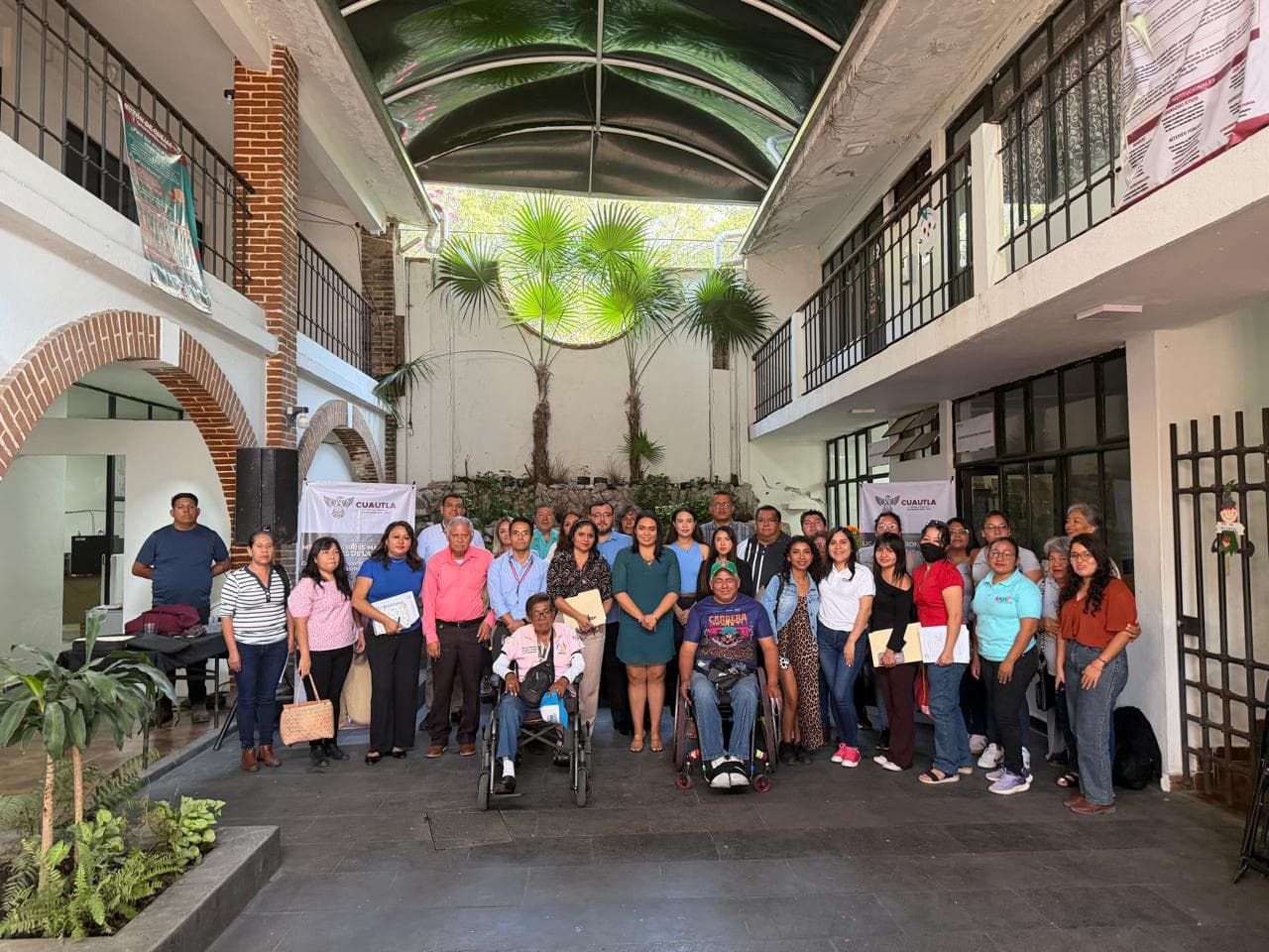 CAPACITAN A SERVIDORES PÚBLICOS DE CUAUTLA EN ÉTICA Y TRANSPARENCIA