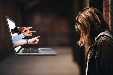 CRECE ALERTA POR VIOLENCIA DIGITAL CONTRA MUJERES EN MÉXICO