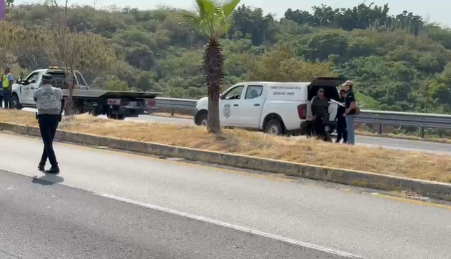 MUERE BEBÉ EN ACCIDENTE DE LA AUTOPISTA DEL SOL; HAY CINCO HERIDOS