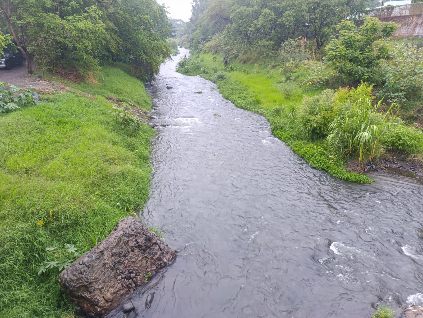 Lluvias activan alerta en Cuautla: vigilan río y barrancas por riesgo de inundación